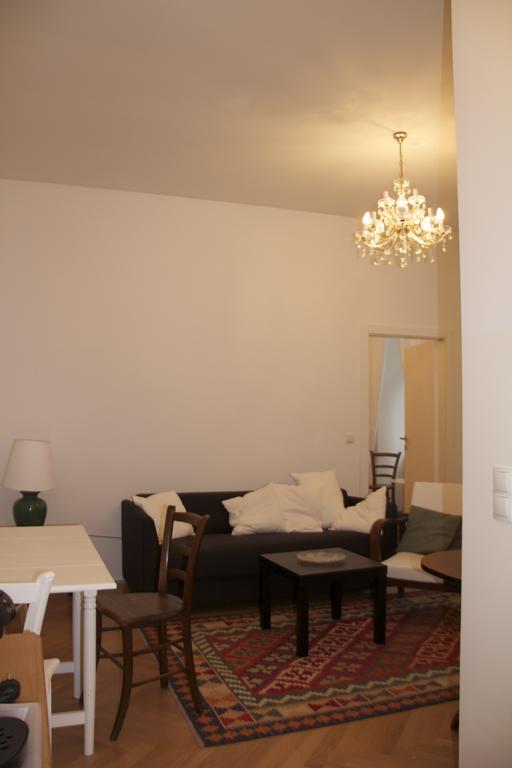 Premarental Bécs Szoba fotó